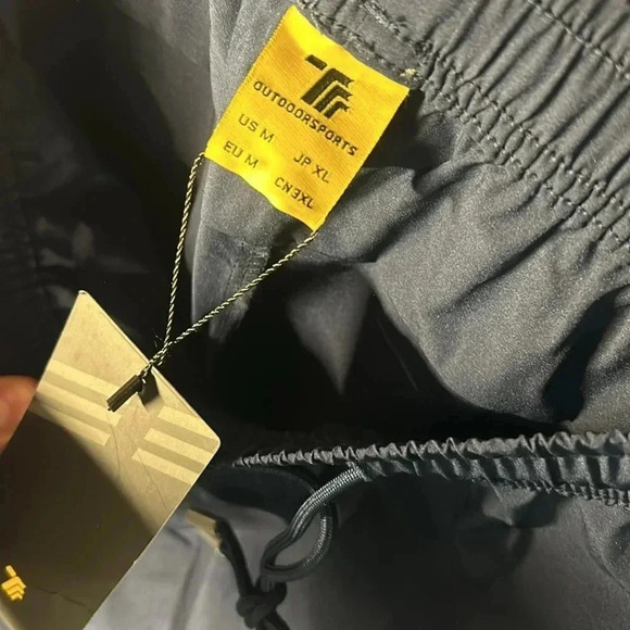 TBMPOY Men's Lightweight Hiking Pants Breathable Athletic Joggers Zipper Pockets - Picture 9 of 9